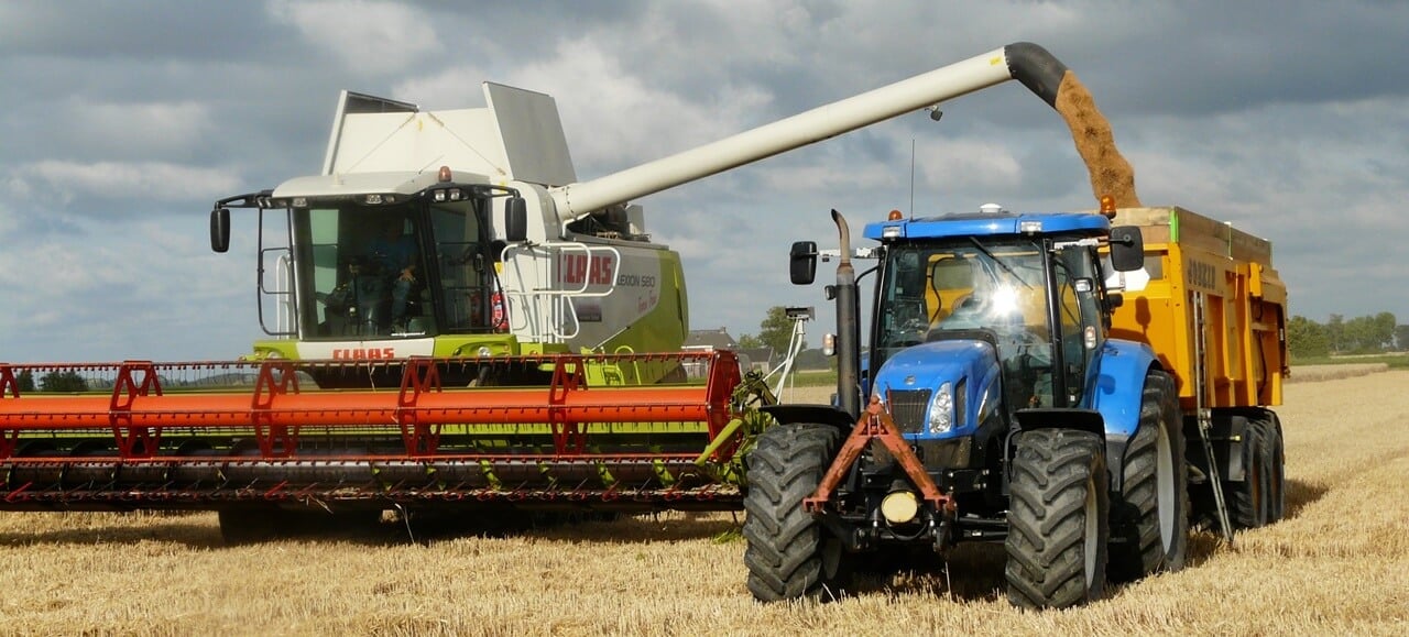 A farming tractor symbolizing the agricultural enterprise that is covered by Tax Incentives Philippines.